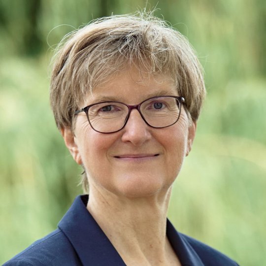 Dr. Iris Beuerle
