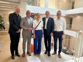 . die Festredner Prof. Felix Waechter (WAECHTER + WAECHTER BDA), Innenminister des Landes Baden-Württemberg Thomas Strobl, Sibylle Waechter (WAECHTER + WAECHTER BDA), Oberbürgermeister Harry Mergel und Dominik Buchta, Geschäftsführer Stadtsiedlung Heilbronn